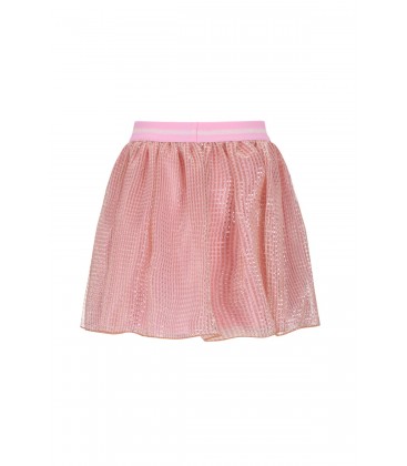 B.Nosy girls skirt River