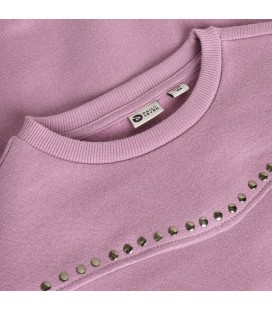 Daily7 Sweater Studs