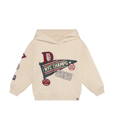 Daily7 Oversized Hoodie Badges