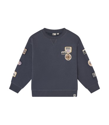 Daily7 Oversized Sweater Badges